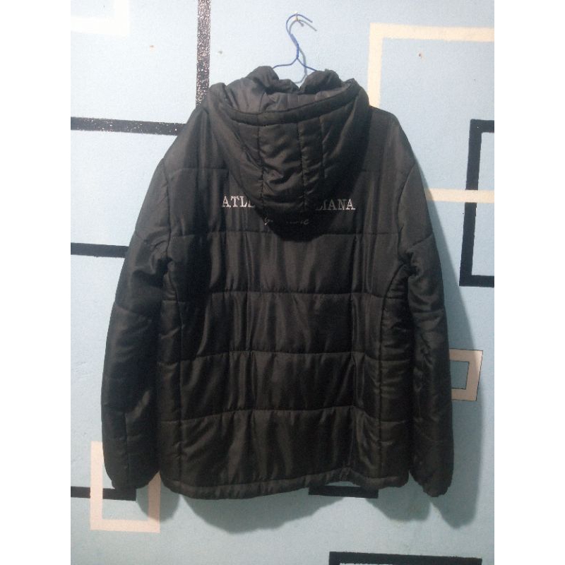 jaket winter sport second dari Fila size XL agak gede dikit
