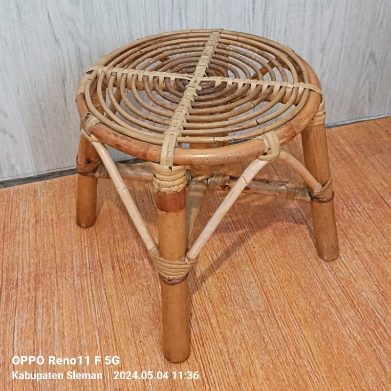 Kursi Rotan Bentuk Bulat Kursi Santai