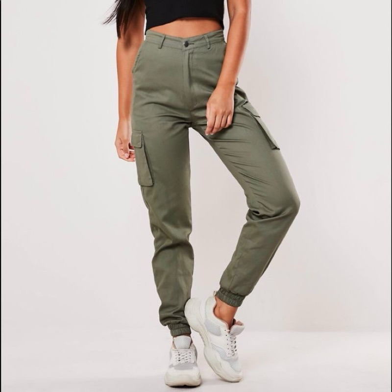 [PRELOVED] Missguided Petite Plain Cargo Trousers / Army Cargo Pants / Celana Cargo / Celana Army