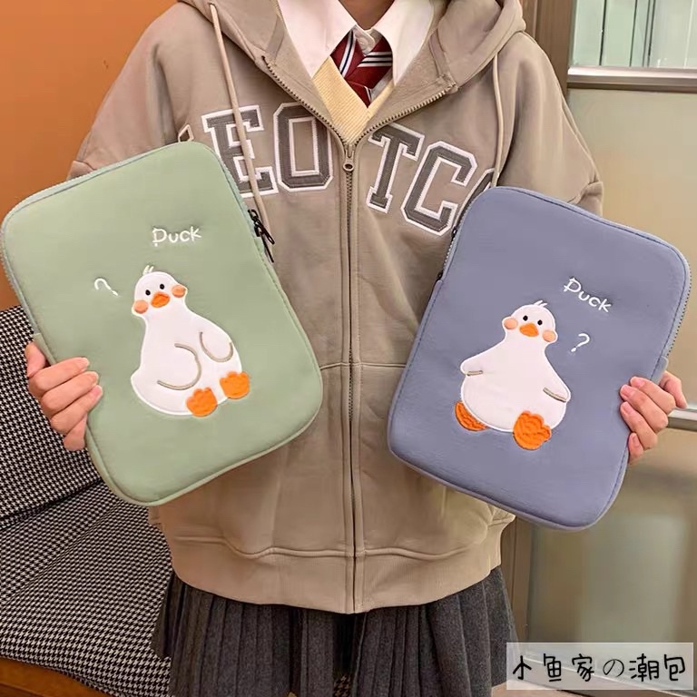 KODE G25G MC3 TAS LAPTOP MOTIF BEBEK LUCU  SOFTCASE LAPTOP  PREMIUM SLEEVE POUCH  SARUNG TAS BAG CAS