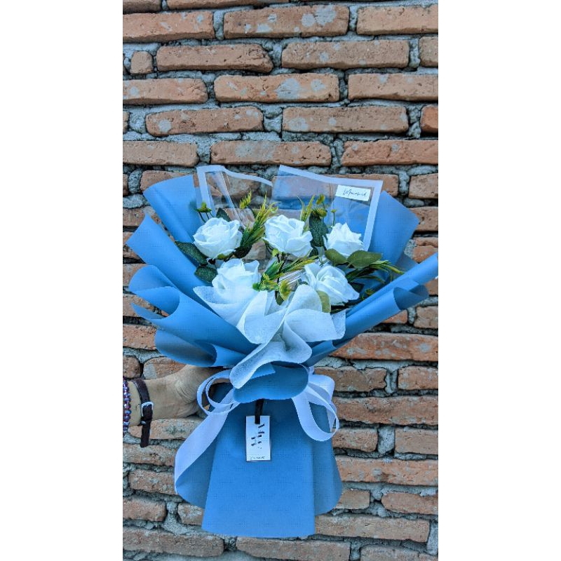 

BOUKET_BUNGA_ARTIFICIAL_KADO_WISUDA_KADO_VALENTINE_KADO_ULANG_TAHUN_KADO_HARI_GURU