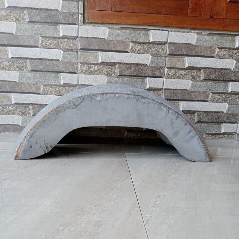 Spakbor Bobber Selebor Belakang Bobber Sporter Boby