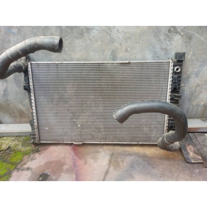 radiator mercy w203 c180 m111