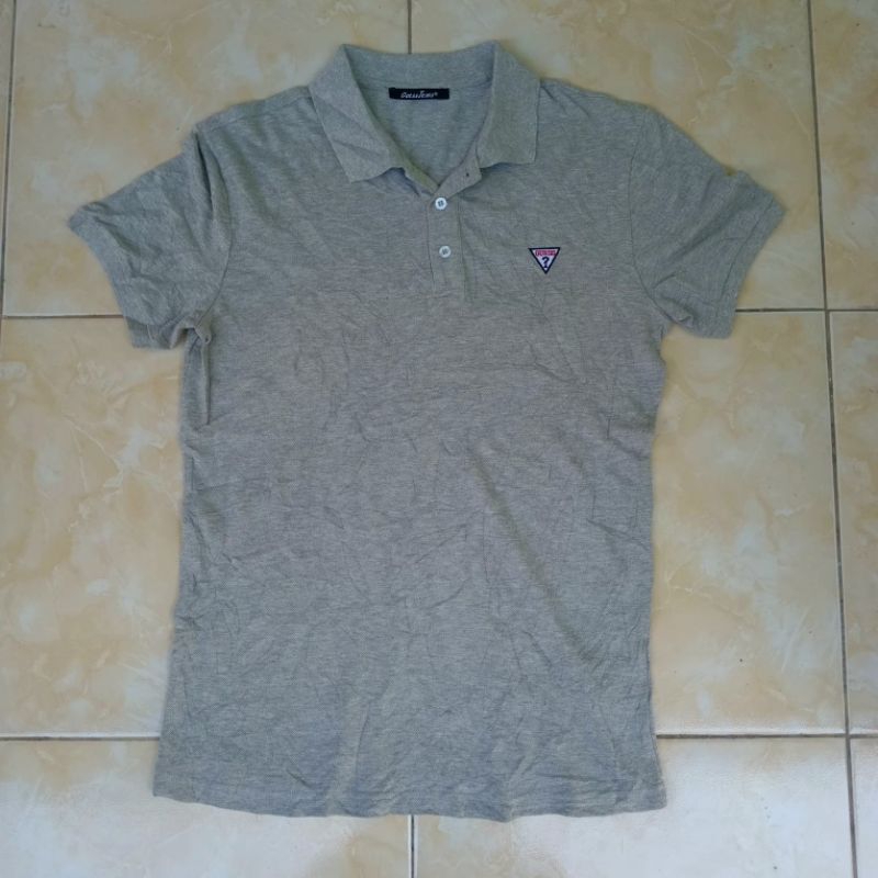 baju kerah polo by guess