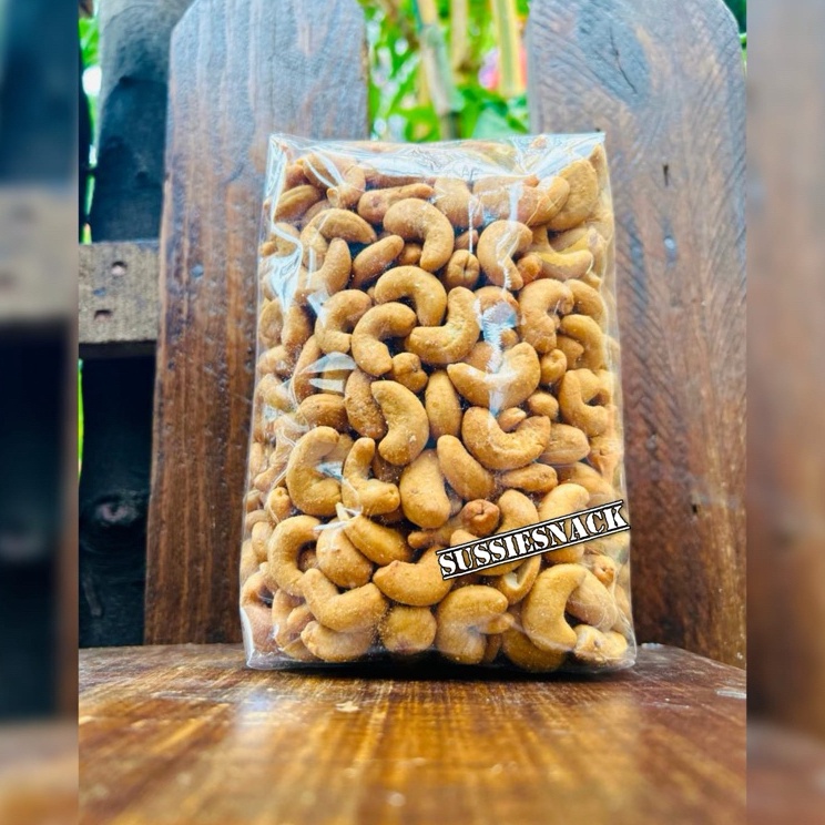 

Terdepan KACANG MEDE MATANG OVEN 1 KG