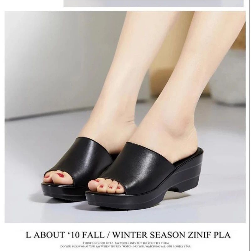 Sendal wanita model wedges simpel cantik dan elegan (WD9)