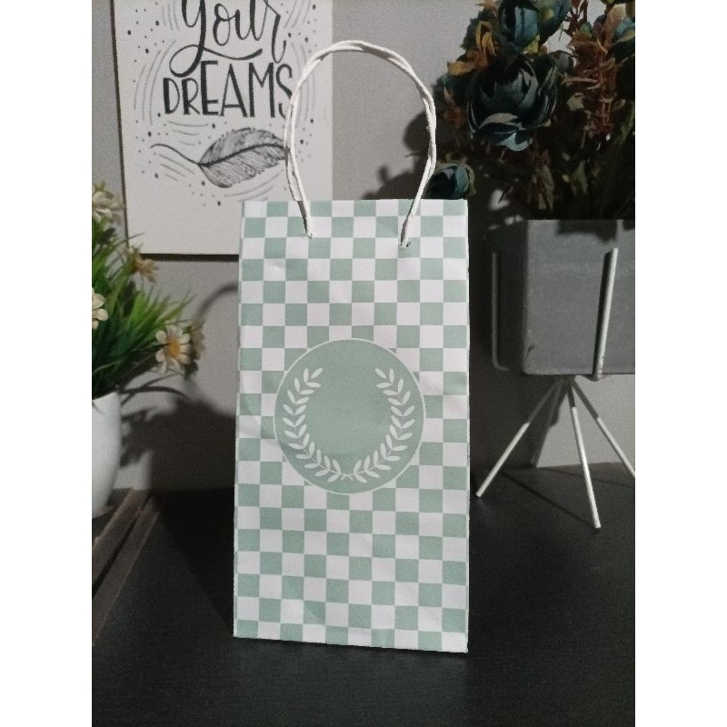 

paperbag 11-11-20cm @10pcs