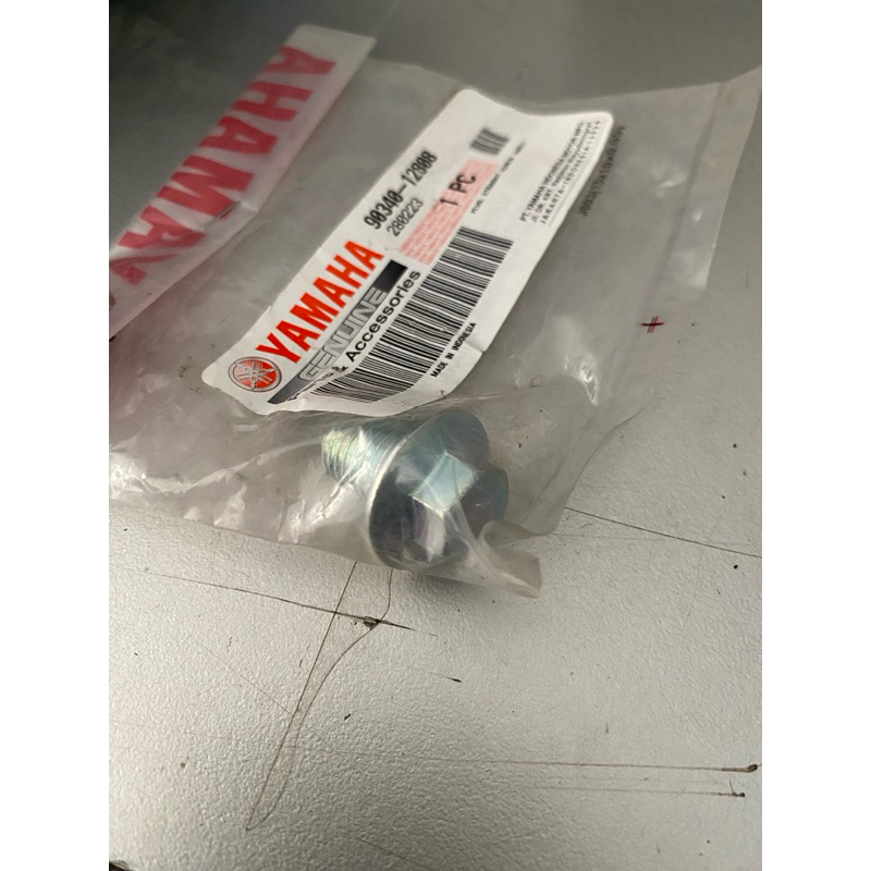 BAUT PEMBUANGAN OLI NMAX ORIGINAL YAMAHA