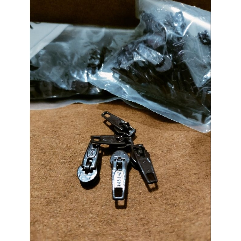 Kepala resleting YKK no.3 nylon