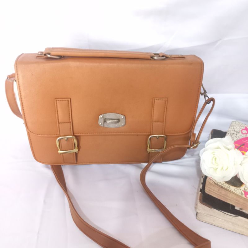 PRELOVED TAS KULIT COKLAT
