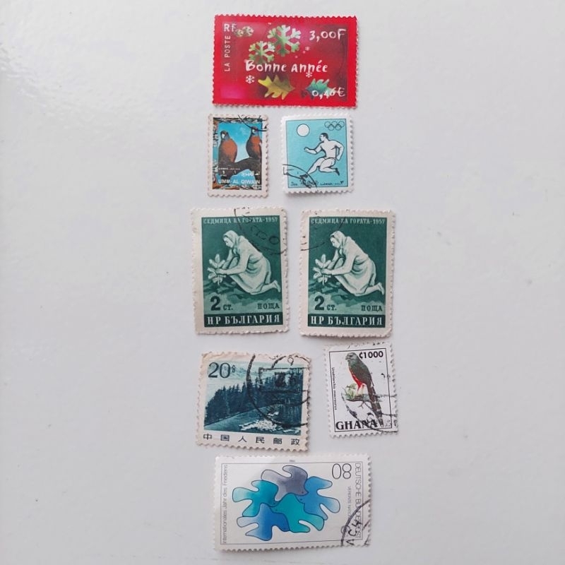 

Perangko 8 Keping Negara Acak Used - Prangko