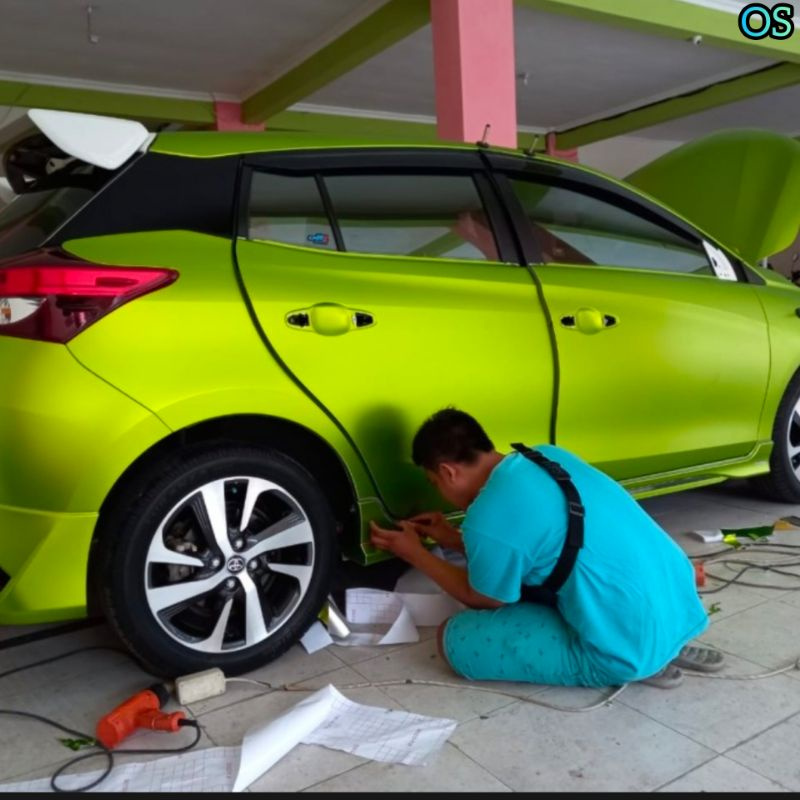 SKOTLET MOBIL DOFF METALIK VARIASI WARNA-STIKER MOBIL 152 METALIK SATIN CUSTOM DOFF