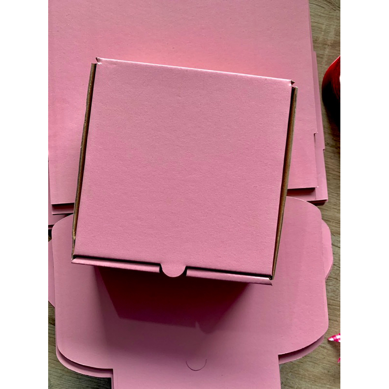 

Kardus Box Hamper serbaguna size 16x16x5cm