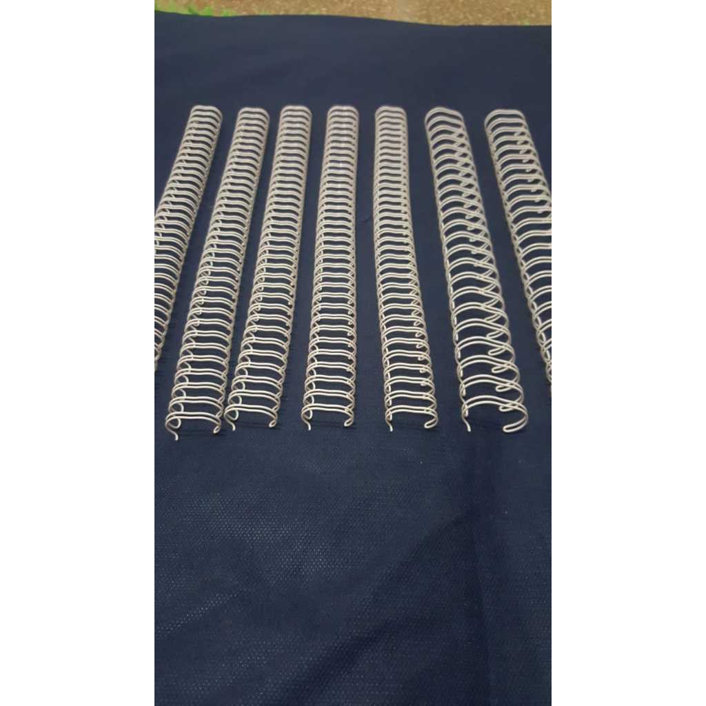 

Kawat Spiral 5/8 A4 Ring Kawat Spiral Jilid Ukuran 5/8 A4 2:1 23Lubang