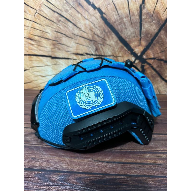 Helm Mich Tactical 2001 Biru UN Plus cover Emerson