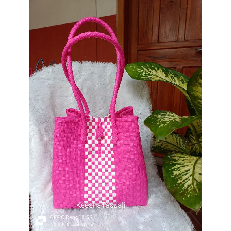 Tas anyaman plastik jali jali premium fanta putih size L