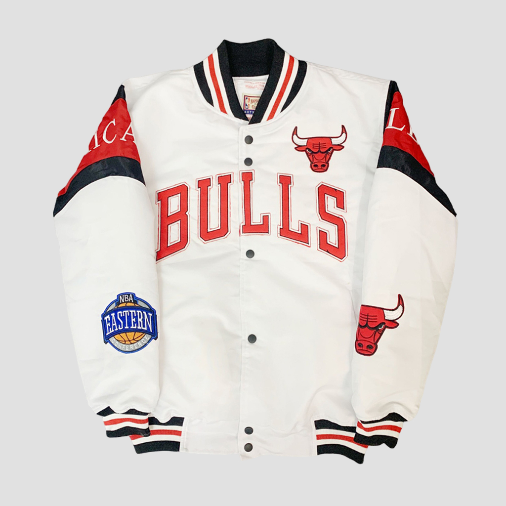 BALLADS Jaket Baseball Vrsity Pria Wanita Chicago Bulls White Jacket Bomber Original