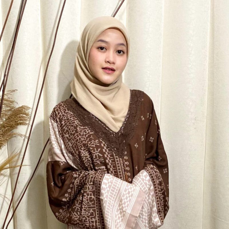 HAYYIN HIJAB - MUKENA ABAYA BATIK SERIES CHOCO& BLACK BY ZAWSYA