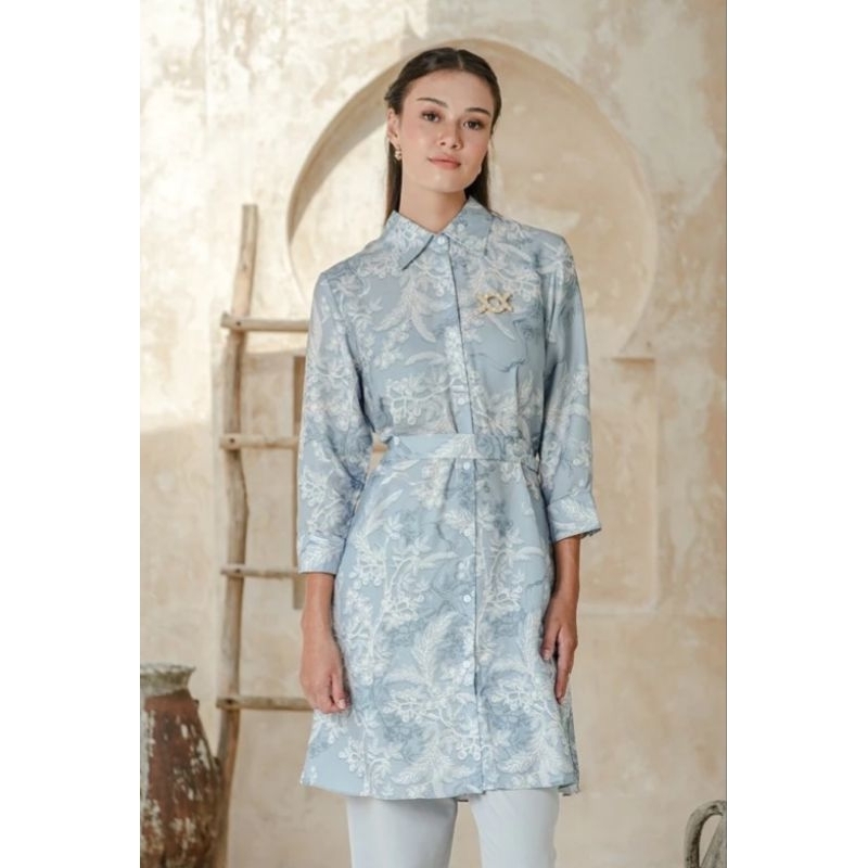 ruby tunik wearing klamby