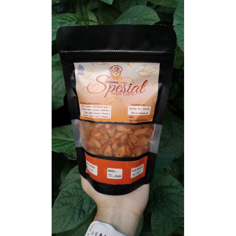 kripik kulit lumpia coklat