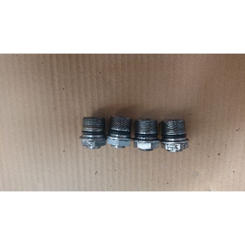 baut mur atas shock depan honda win original