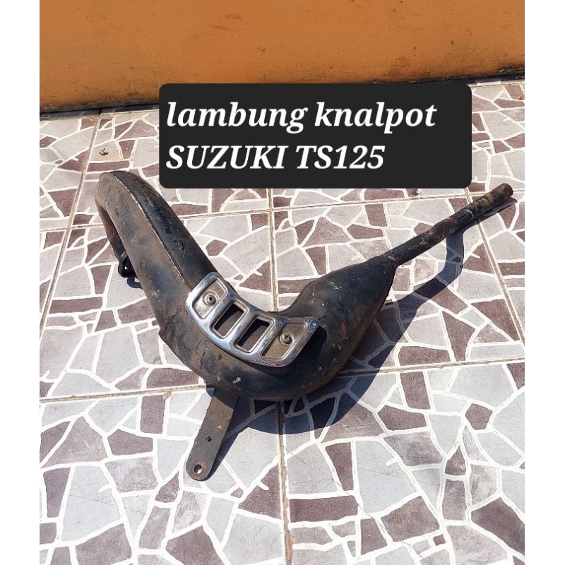 lambung knalpot ts125/100 kondisi seperti di gambar ,lengkap cover anti panas