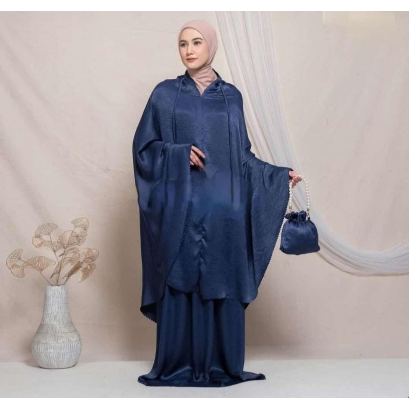 MUKENA TRAVEL SANTORINI SILK LUXURY TAS RANTAI