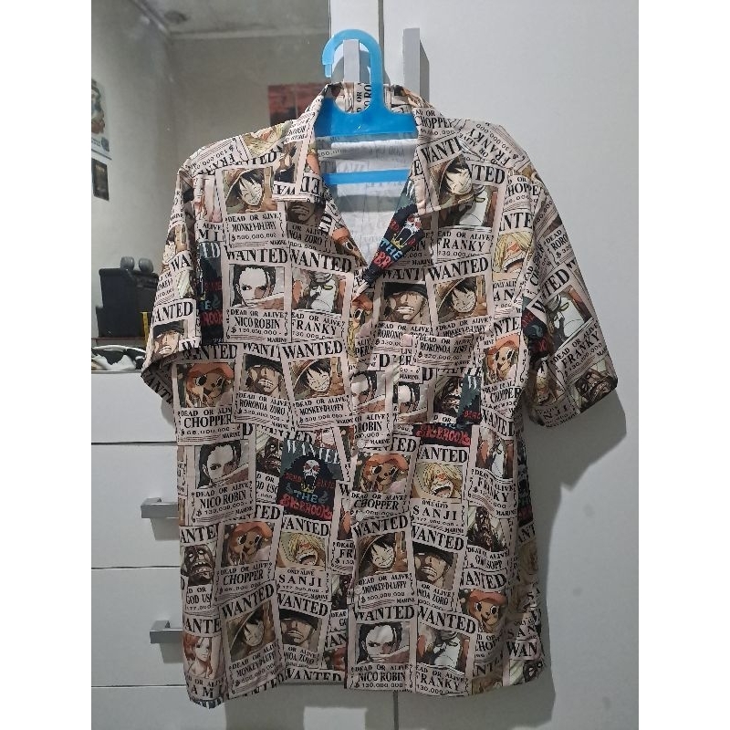 Kemeja One Piece Bangkok