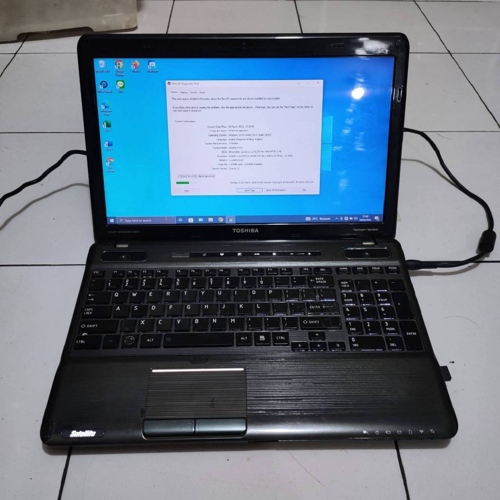 Laptop Toshiba P750 Core i5 Ram 12Gb / SSD 240Gb / Hardisk 600Gb Layar 15.6 inch
