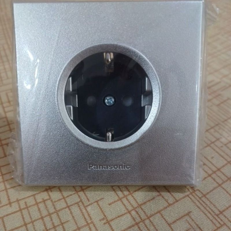 Stop Kontak CP Panasonic Silver Stop Kontak Proteksi