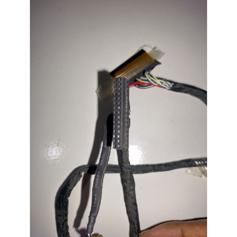 Kabel pleksi layar tv Polytron