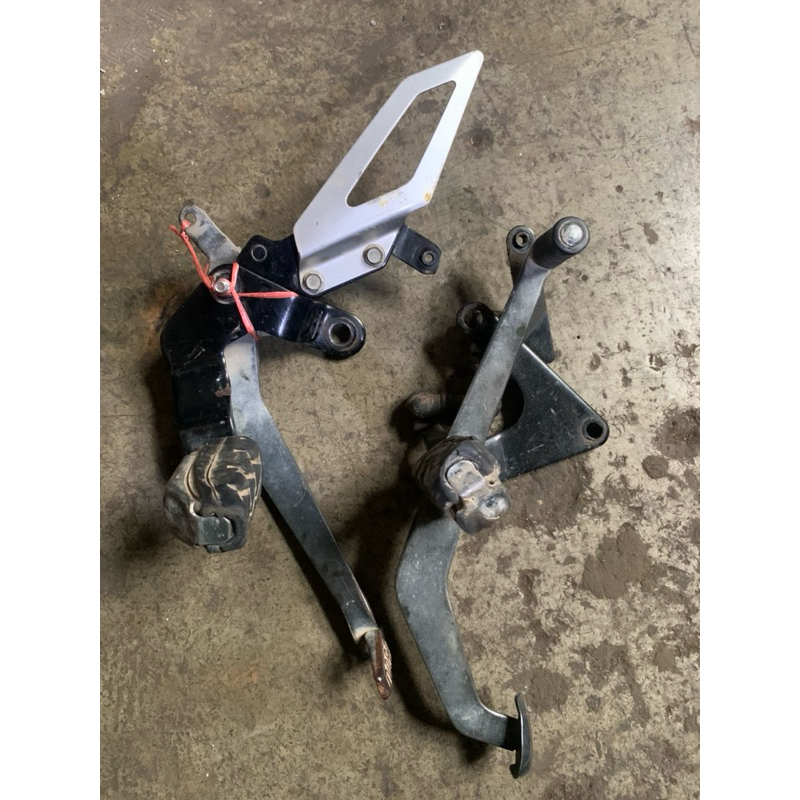 Footstep depan Supra gtr 150 - foot step supra gtr