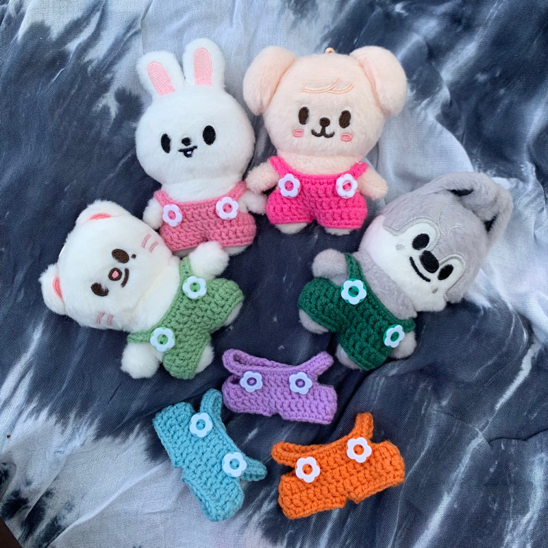 Baju rajut Skzoo Pilot Magic School (10cm) Crochet clothes Kpop doll