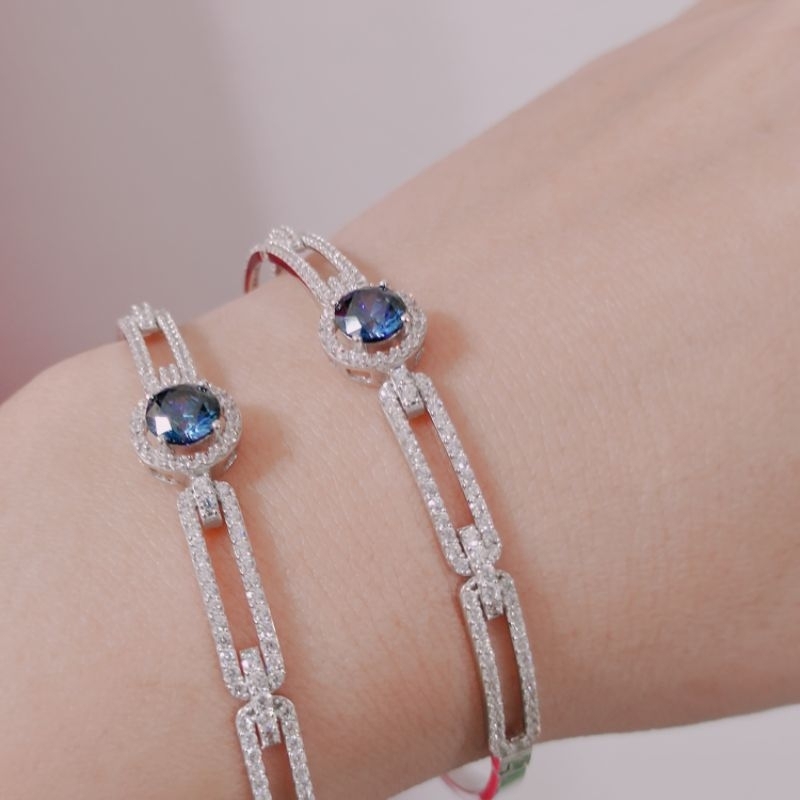 gelang bangle mas putih permata blue Moonlight kadar 8k  gelang mas putih