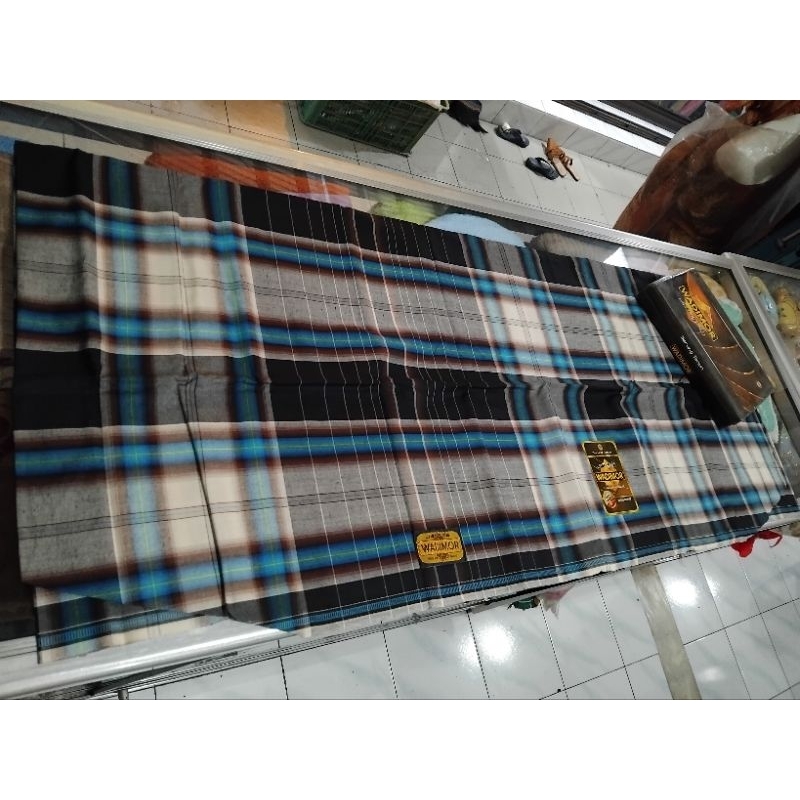 sarung wadimor kotak,sarung wadimor jadul motif kotak