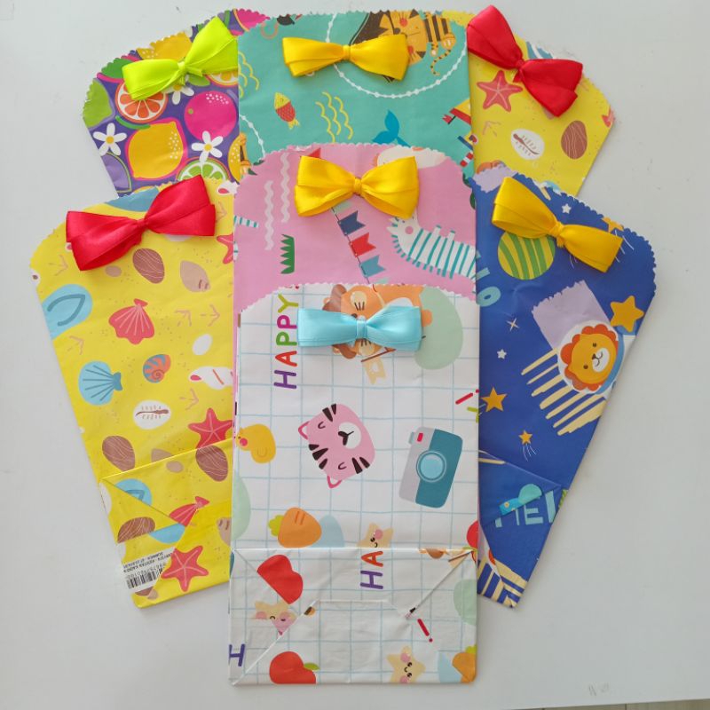 

Paper Bag Tas Kado Kertas Kado Pita