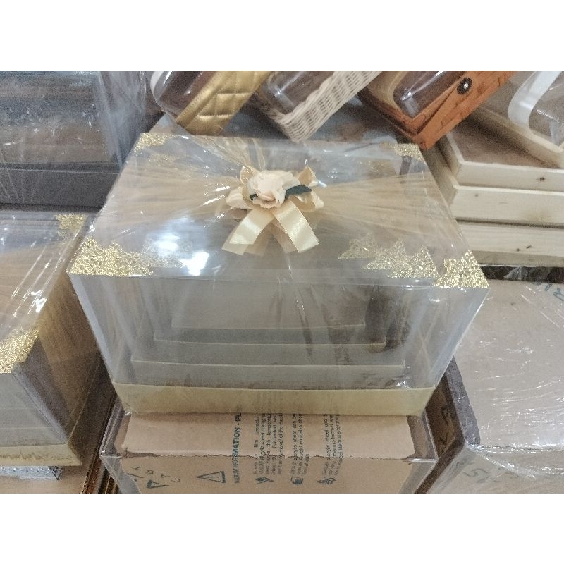 

Bok Hantaran 1 set isi 4 / bok Hantaran hias tile bunga