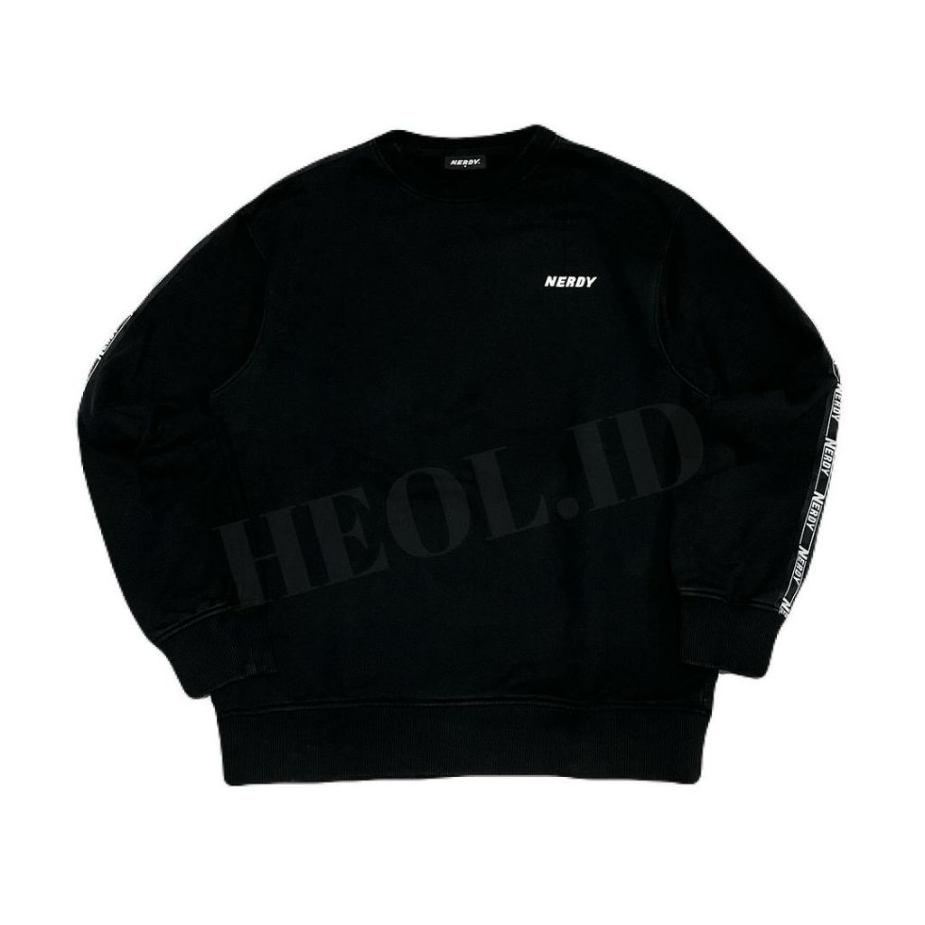 NERDY CREWNECK