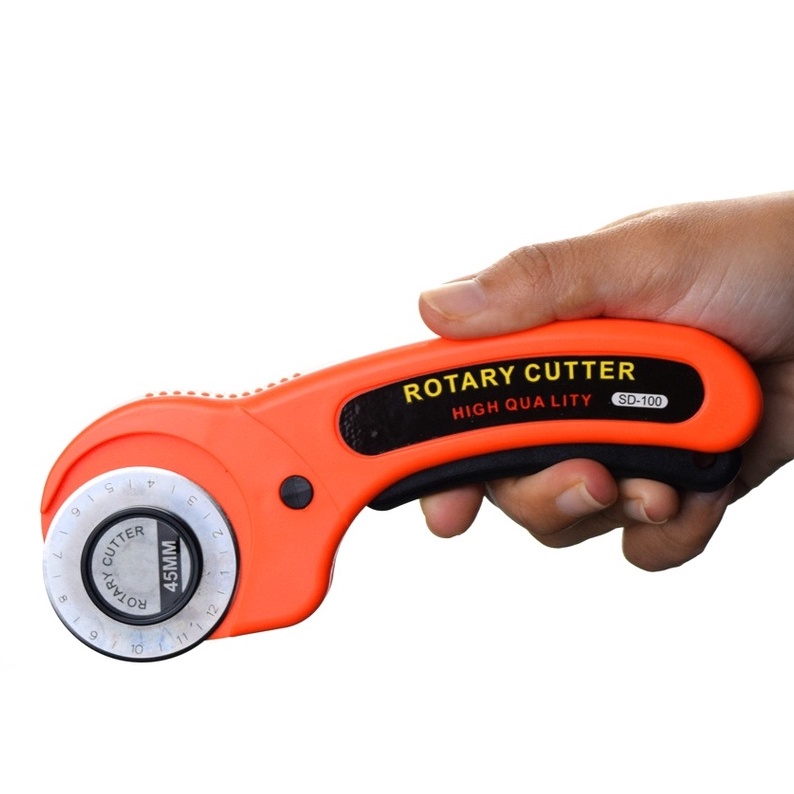 

First Update Alat Potong Bahan Kain Rotary Cutter 45mm ZRM