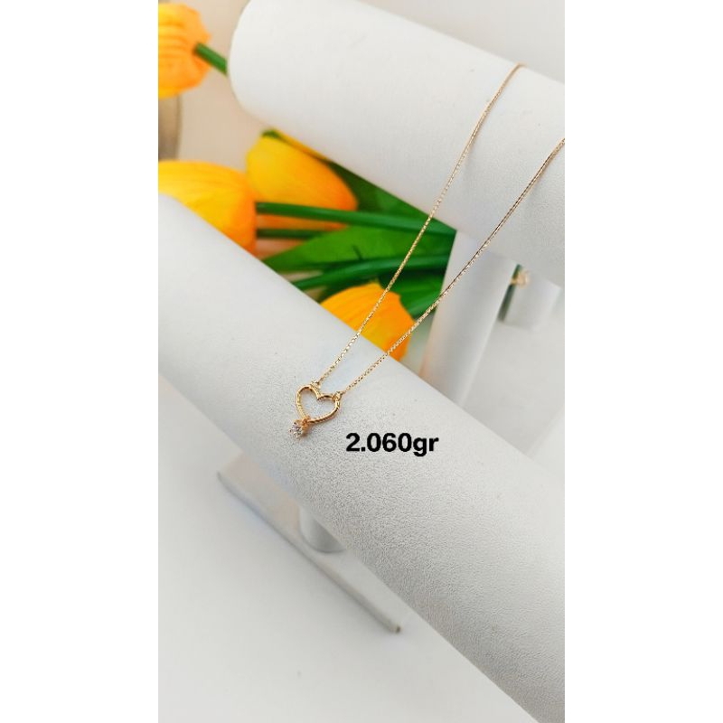 kalung emas liontin love mata 1