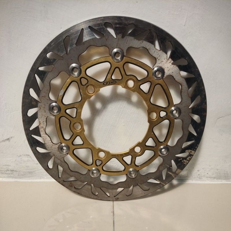 Cakram lebar PSM Keluarga Honda Floating