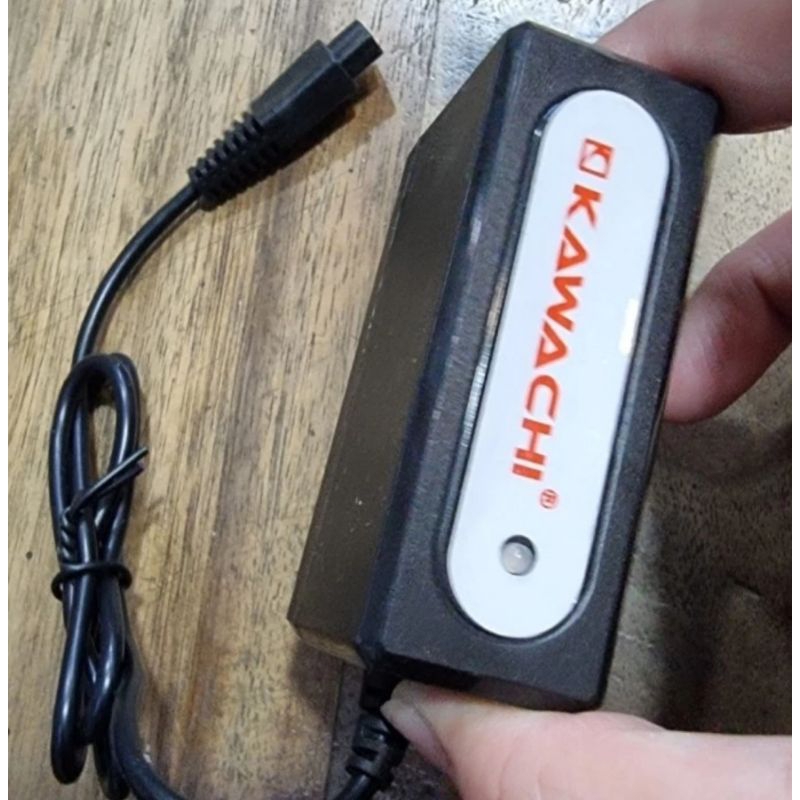 Charger Senter Kepala Kawachi