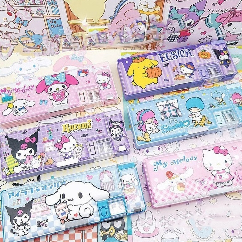 

KODE D43L TERFAVORIT KOTAK PENSIL 2 SISI DENGAN PENUTUP MAGNET MOTIF KUROMI CINNAMOROLL DKK TEMPAT PENSIL RAUTAN SANRIO DKK FS