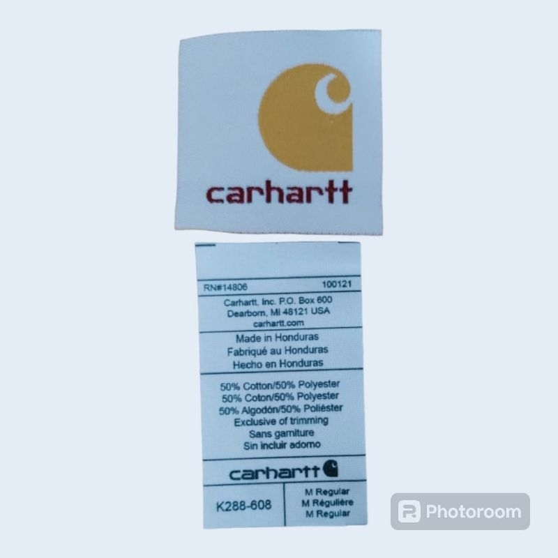 

label carhartt spell out merah