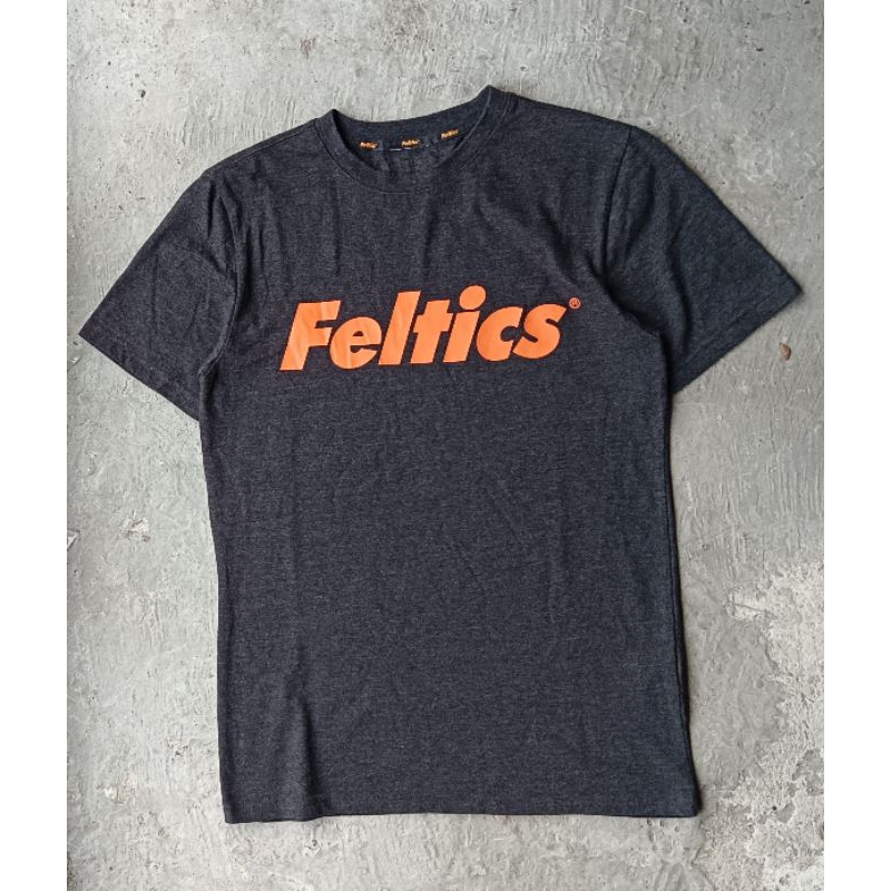 Kaos brand Feltics