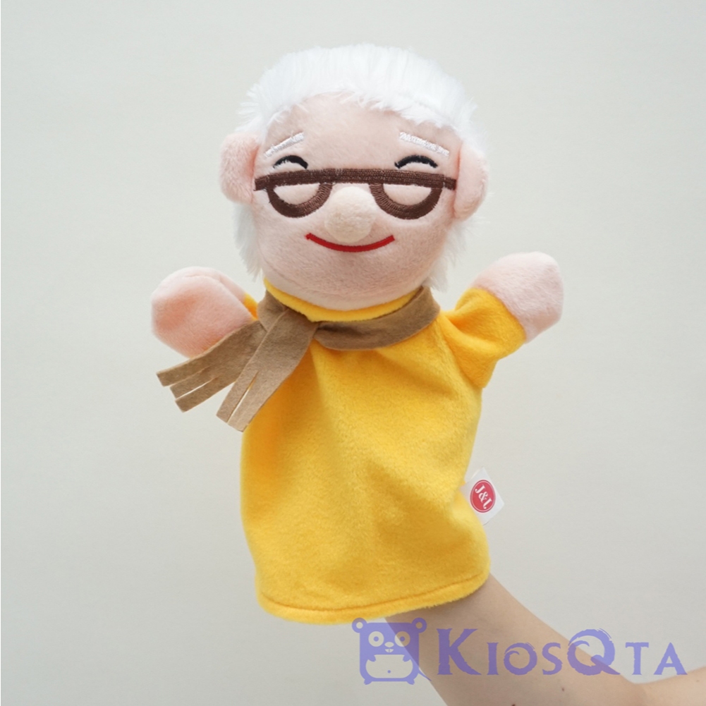 boneka tangan nenek kuning