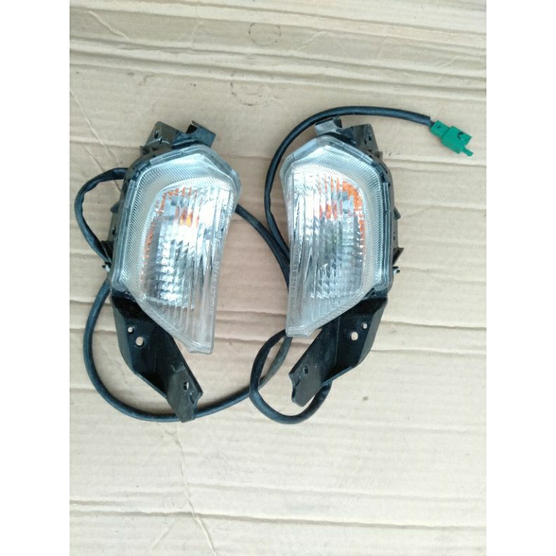 Lampu sein rihting kanan kiri yamaha new nmax 2020-2024 B6H bekas original