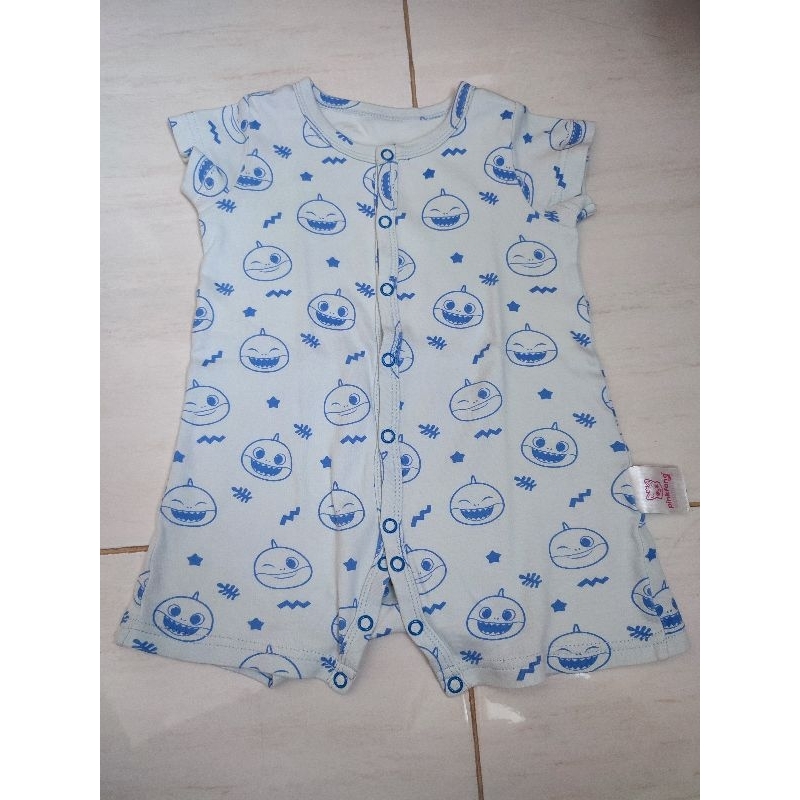 Preloved baju bayi pinkfong babyshark