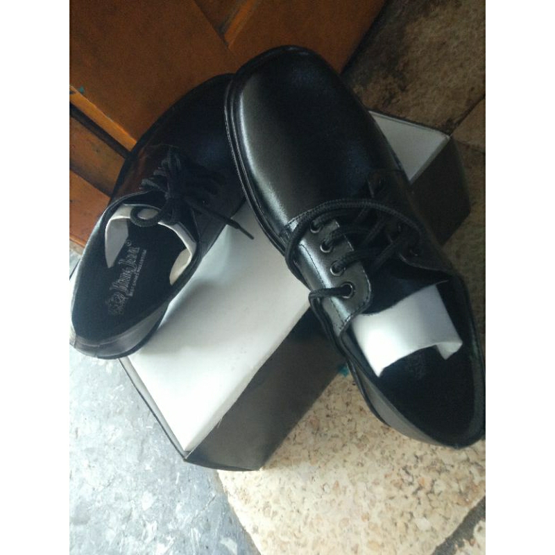 sepatu tali kulit/ sepatu pantofel kulit pria/sepatu kulit hitam
