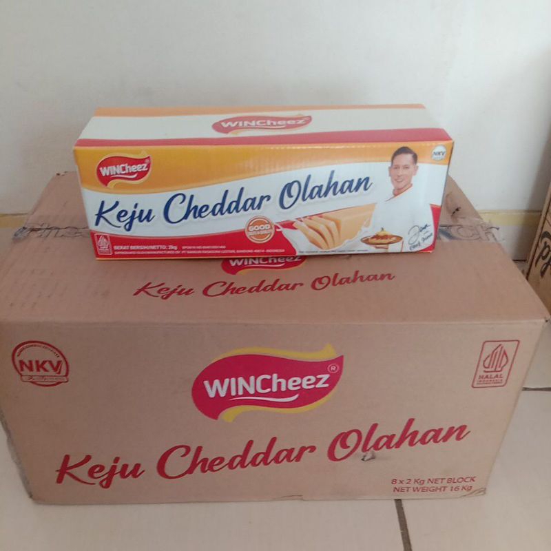 

keju wincheez 2kg 1 karton isi 8 balok